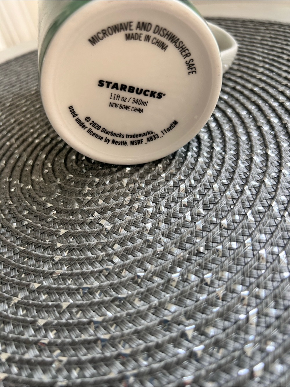 ⭐️5 bundled⭐️Starbucks 2020 Green Ceramic Holiday Mug wWhite Handle collectibl - Picture 6 of 7